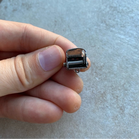 Rare Vintage Typewriter Jewelry Charm - Picture 7 of 8
